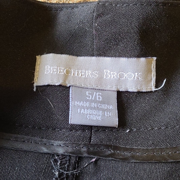 Ladies capris pants - Picture 3 of 3